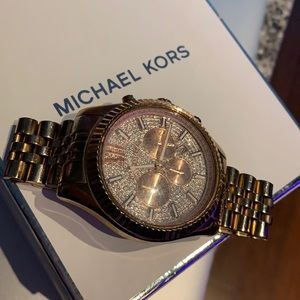AUTHENTIC Michael Kors watch with diamond face